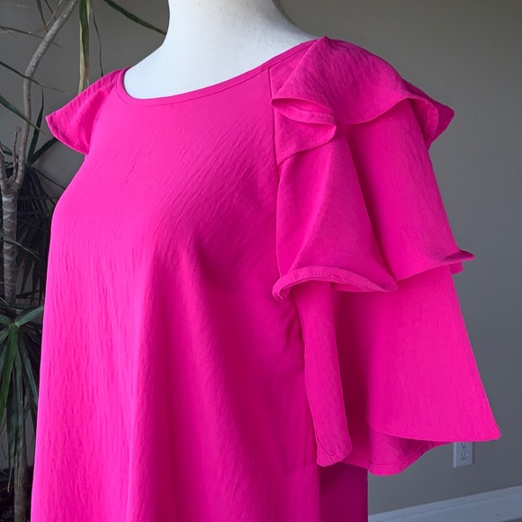NWT ODDY hot pink looking back ruffle sleeve top sz S lightweight summer staple - Picture 4 of 7